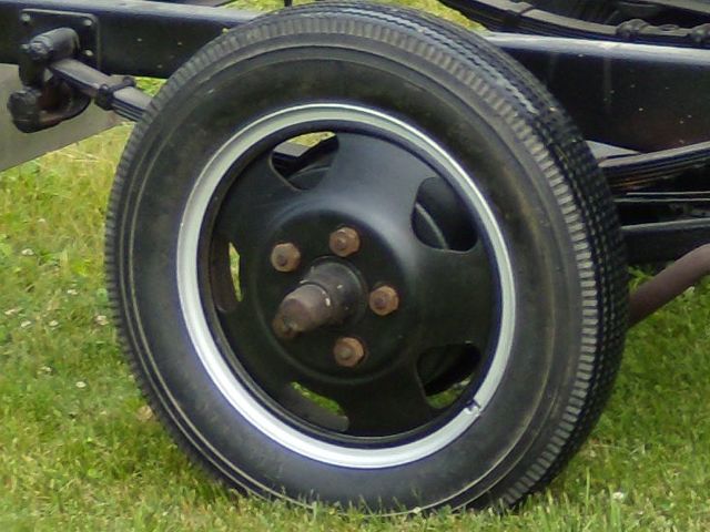 bwebwheelring.jpg