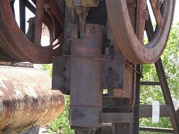 WOOD SPLITTER 2.JPG