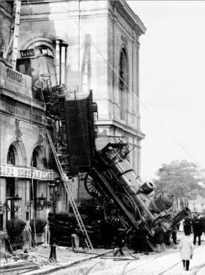 roger-viollet-la-gare-montparnasse.jpg