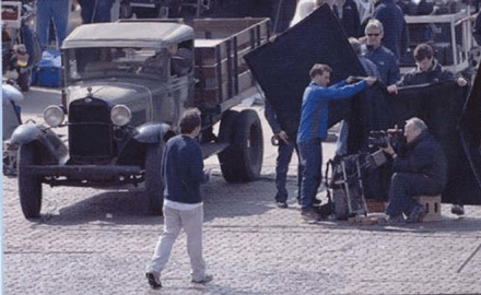 Michael Mann setting up the Dillinger escape outside Lake County Jail