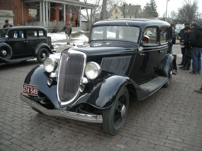 If your going to steal a car why not a 1933Ford!