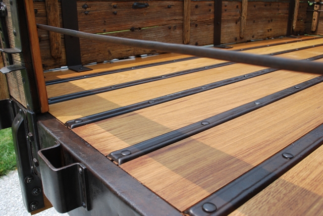 White Oak Bed.jpg