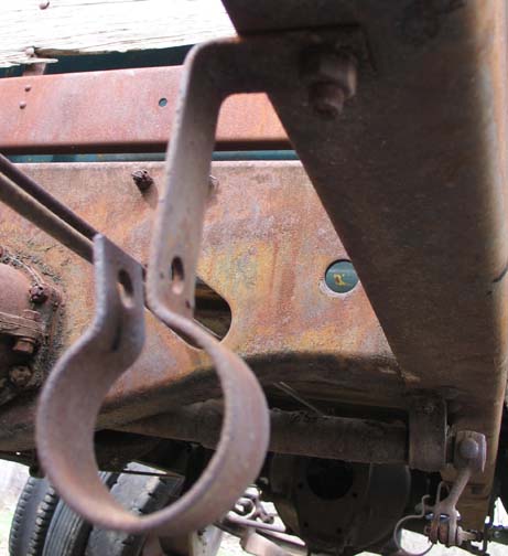 xAA 157 Parallel - Muffler Pipe Clamp 2a.jpg