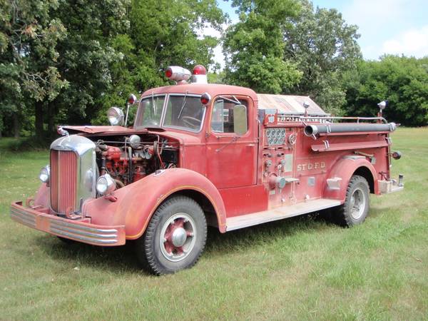 1951_Mack_Fire-Truck@Pumper-Truck_55859_Image2.jpg