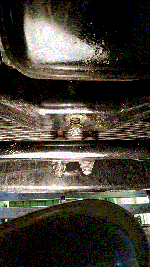 Radiator drain-s.gif