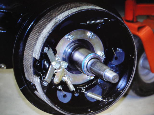 REAR AXLE SEAL.jpg