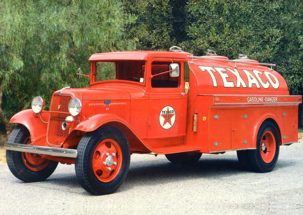 1934-Ford-Model-BB-Texaco-Tanker-Truck-Red-fvl-2998896669.jpg